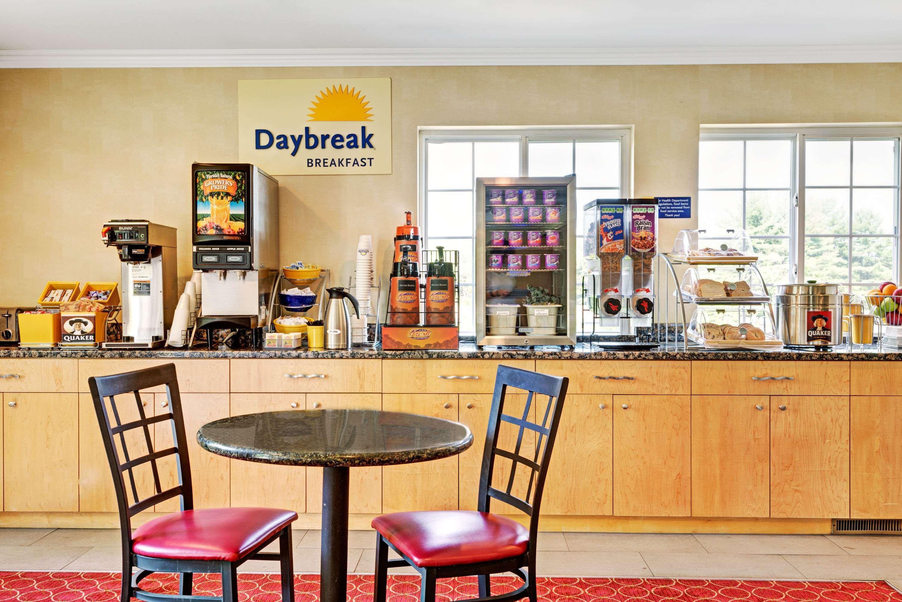 Econo Lodge Bethel - Danbury Ngoại thất bức ảnh