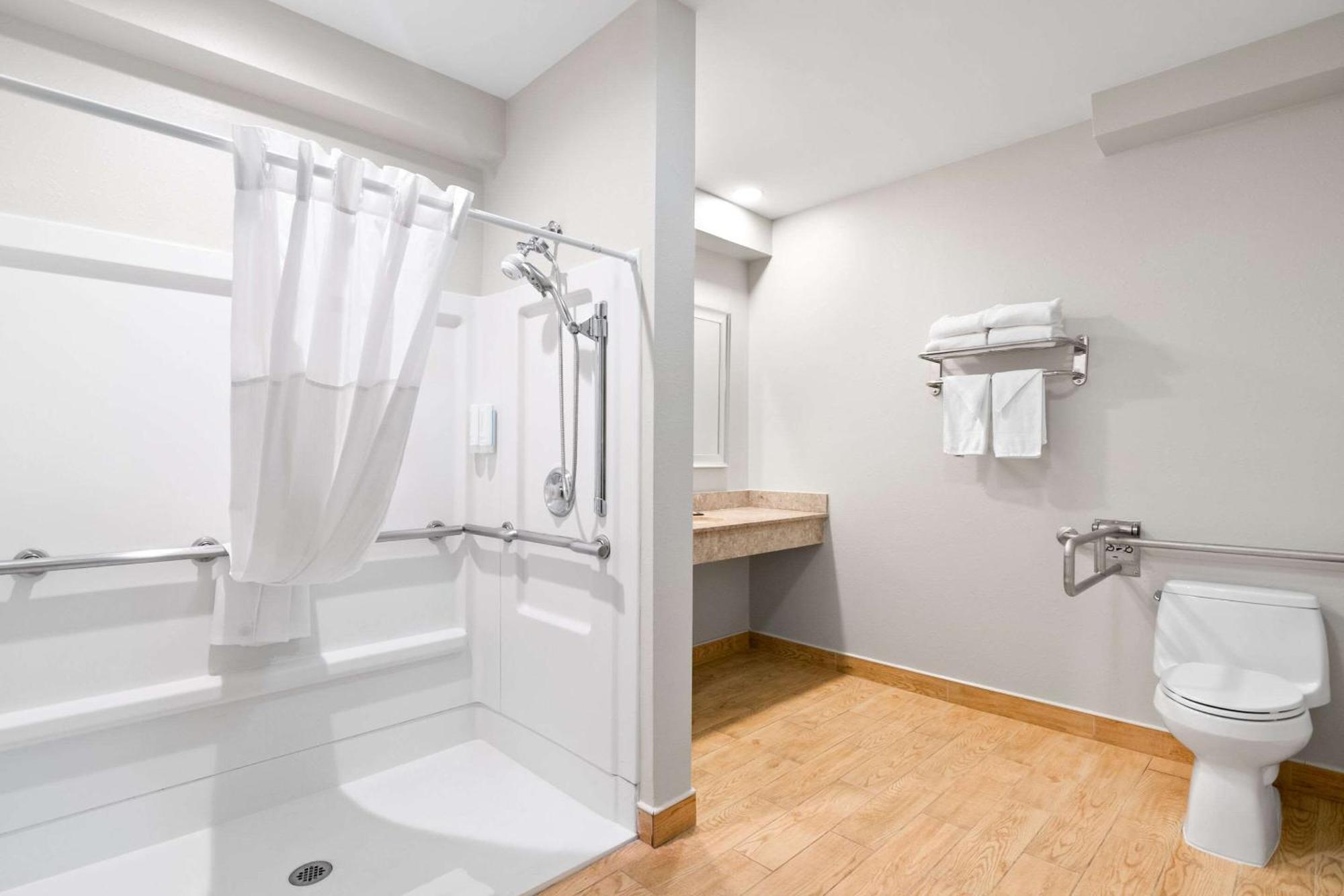 Econo Lodge Bethel - Danbury Ngoại thất bức ảnh