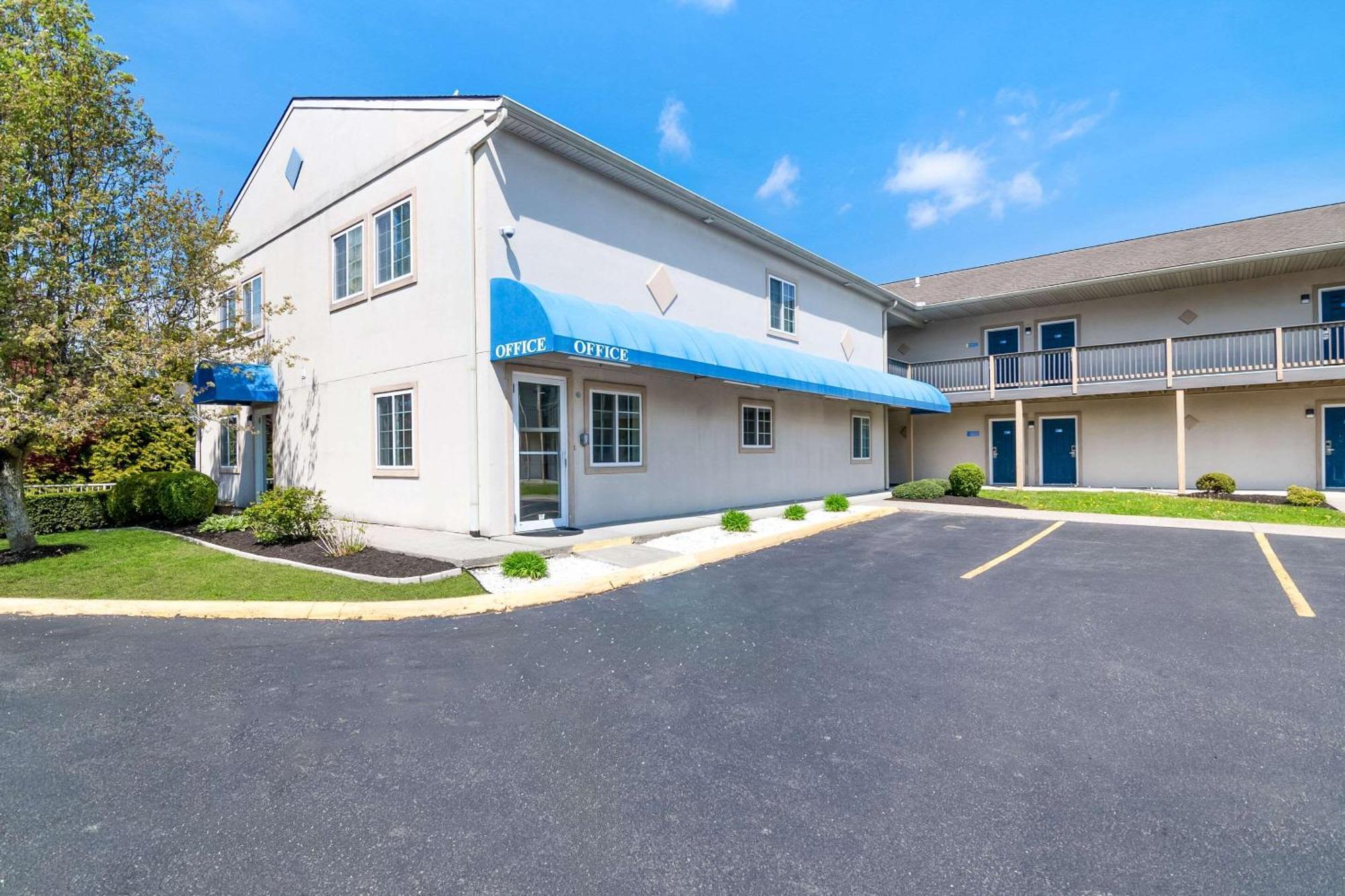 Econo Lodge Bethel - Danbury Ngoại thất bức ảnh